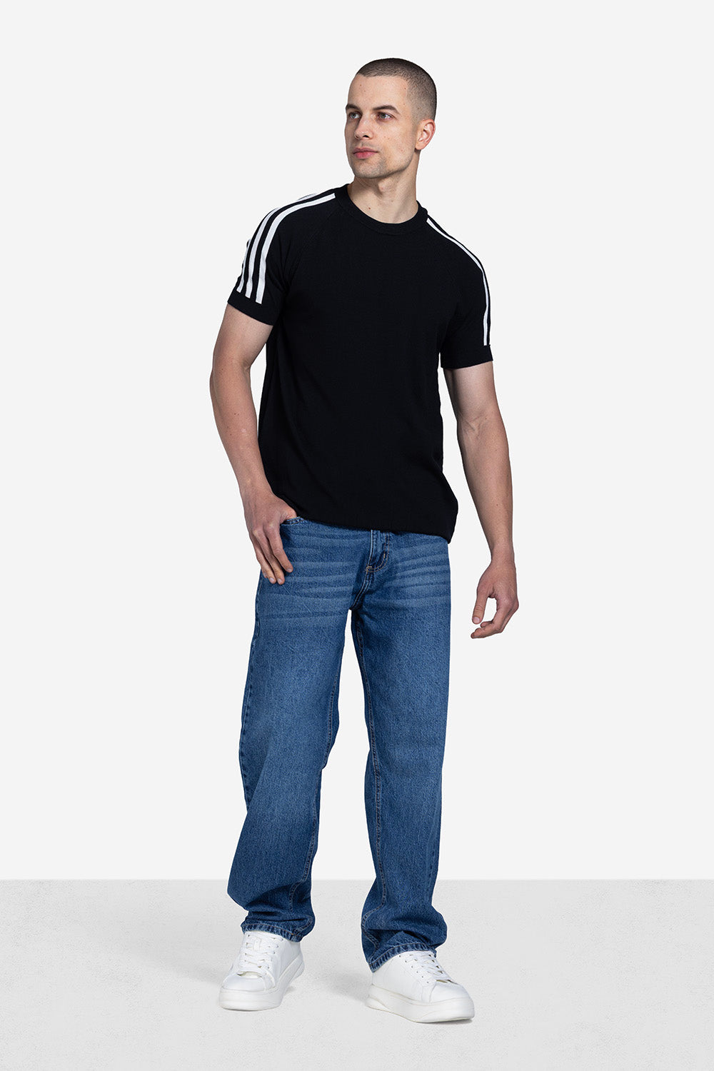 T-shirt - Men - Plain
