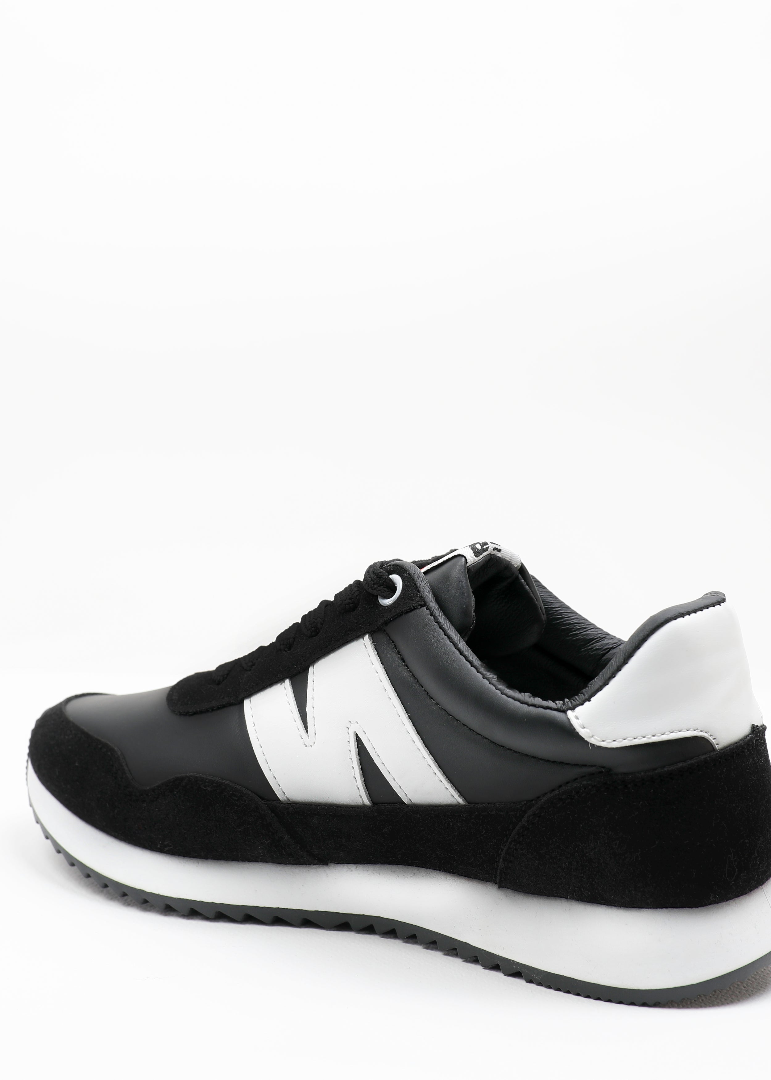 SHOES - MEN - CASUAL