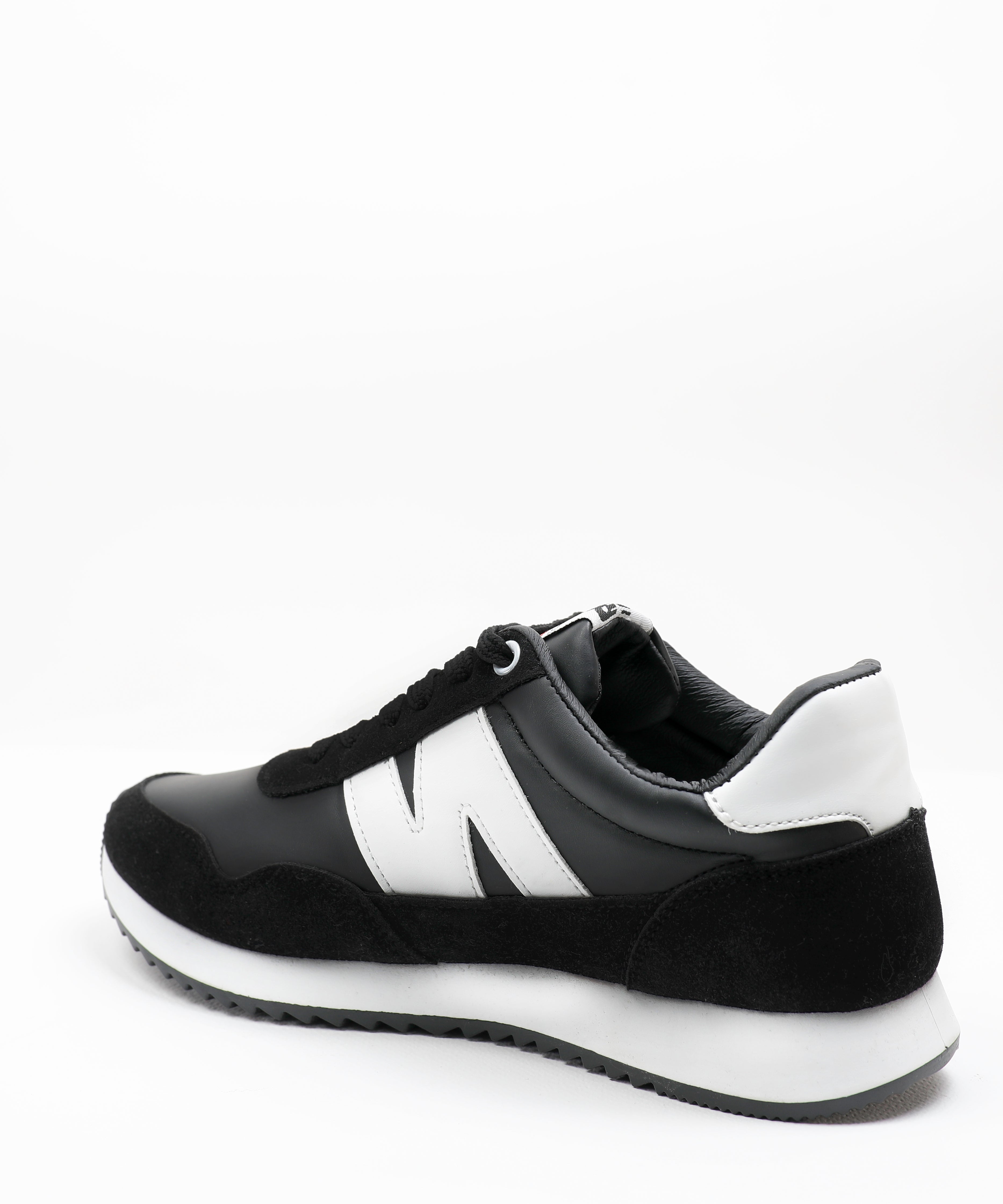 SHOES - MEN - CASUAL