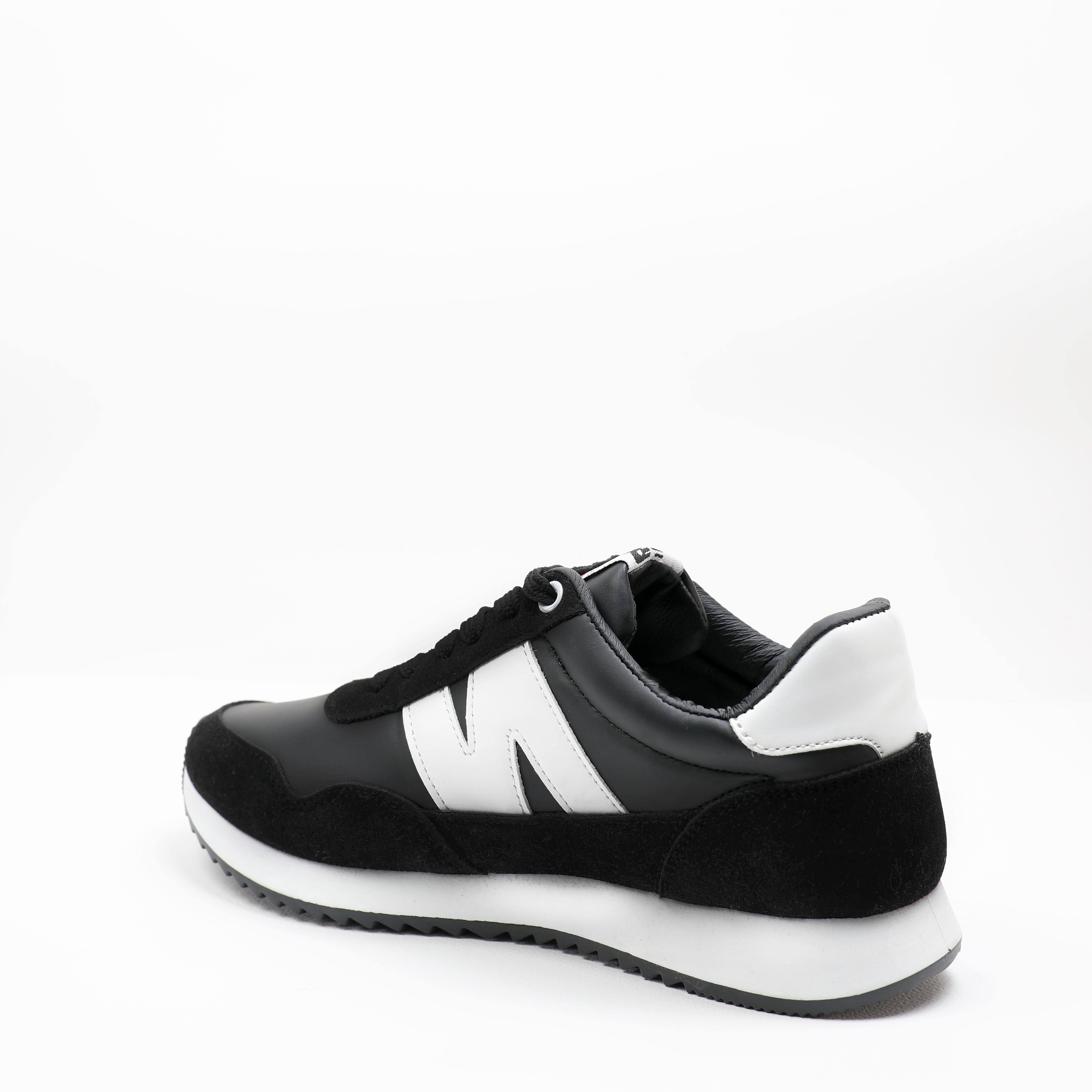 SHOES - MEN - CASUAL