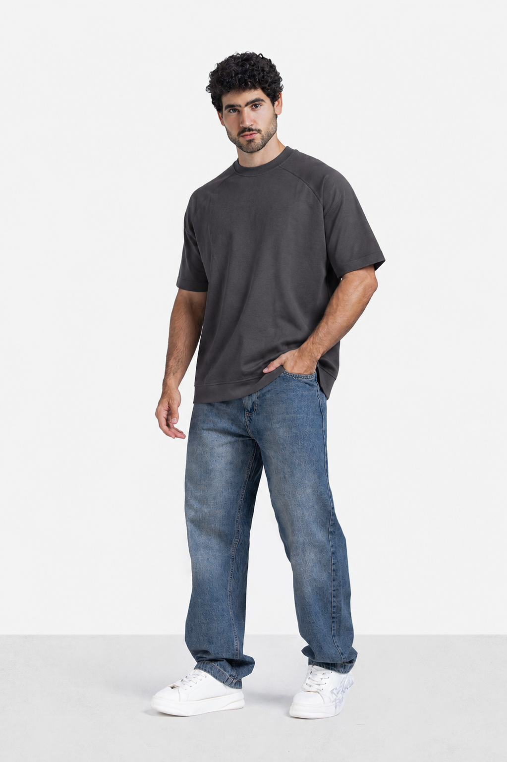 T-shirt - Men - Plain