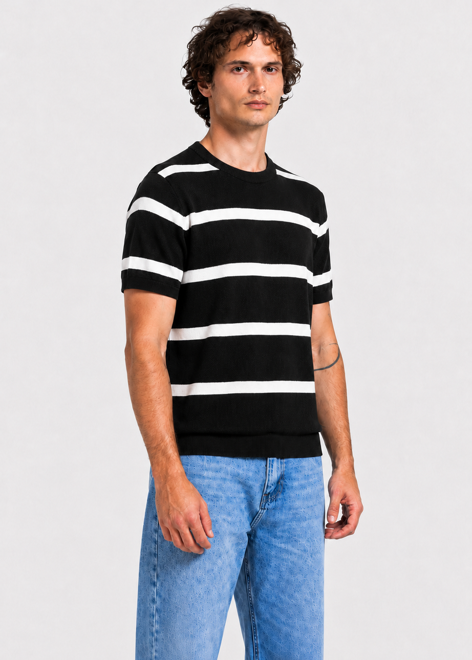 T-Shirt - Men - Striped