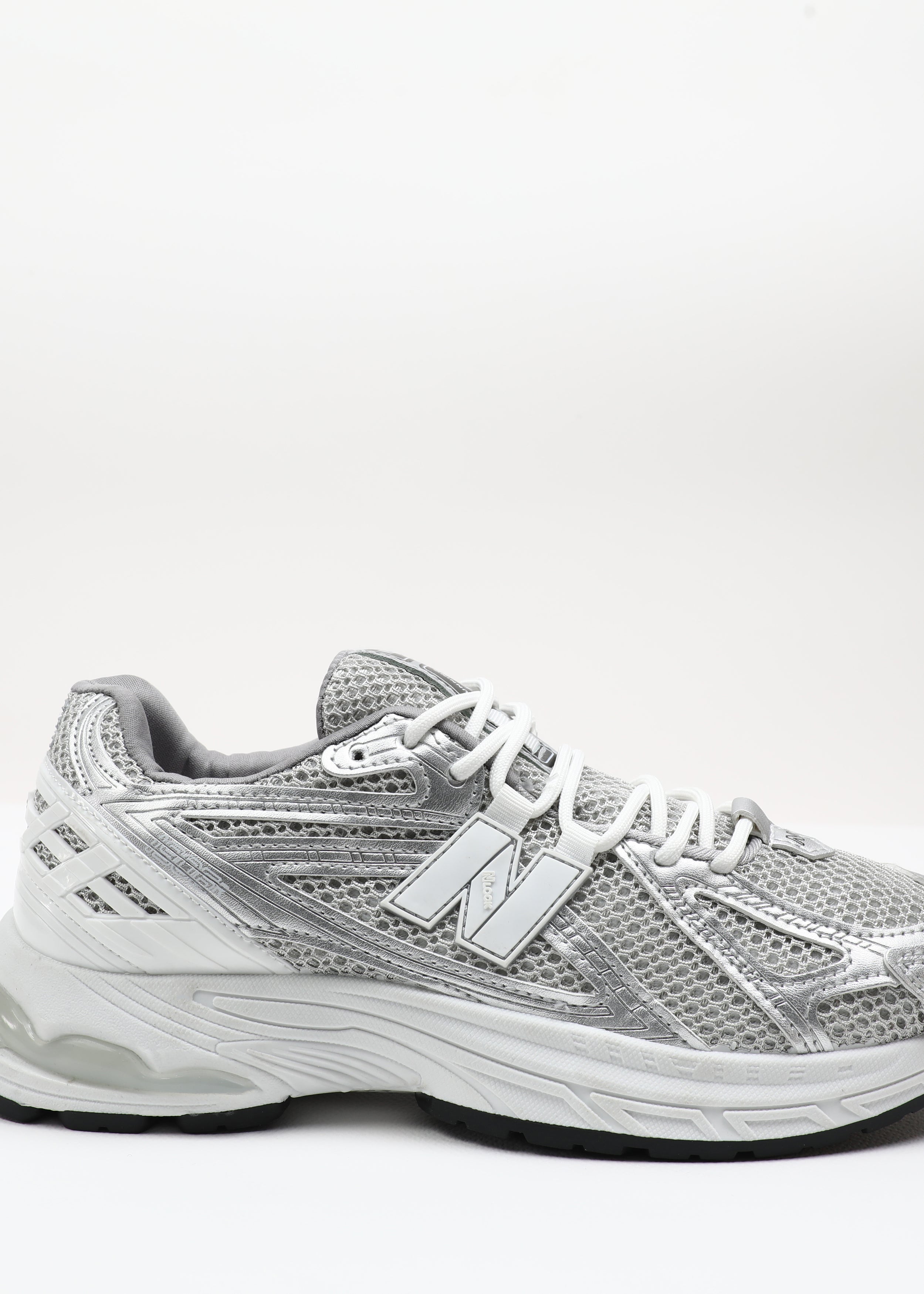 SHOES - MEN - CASUAL