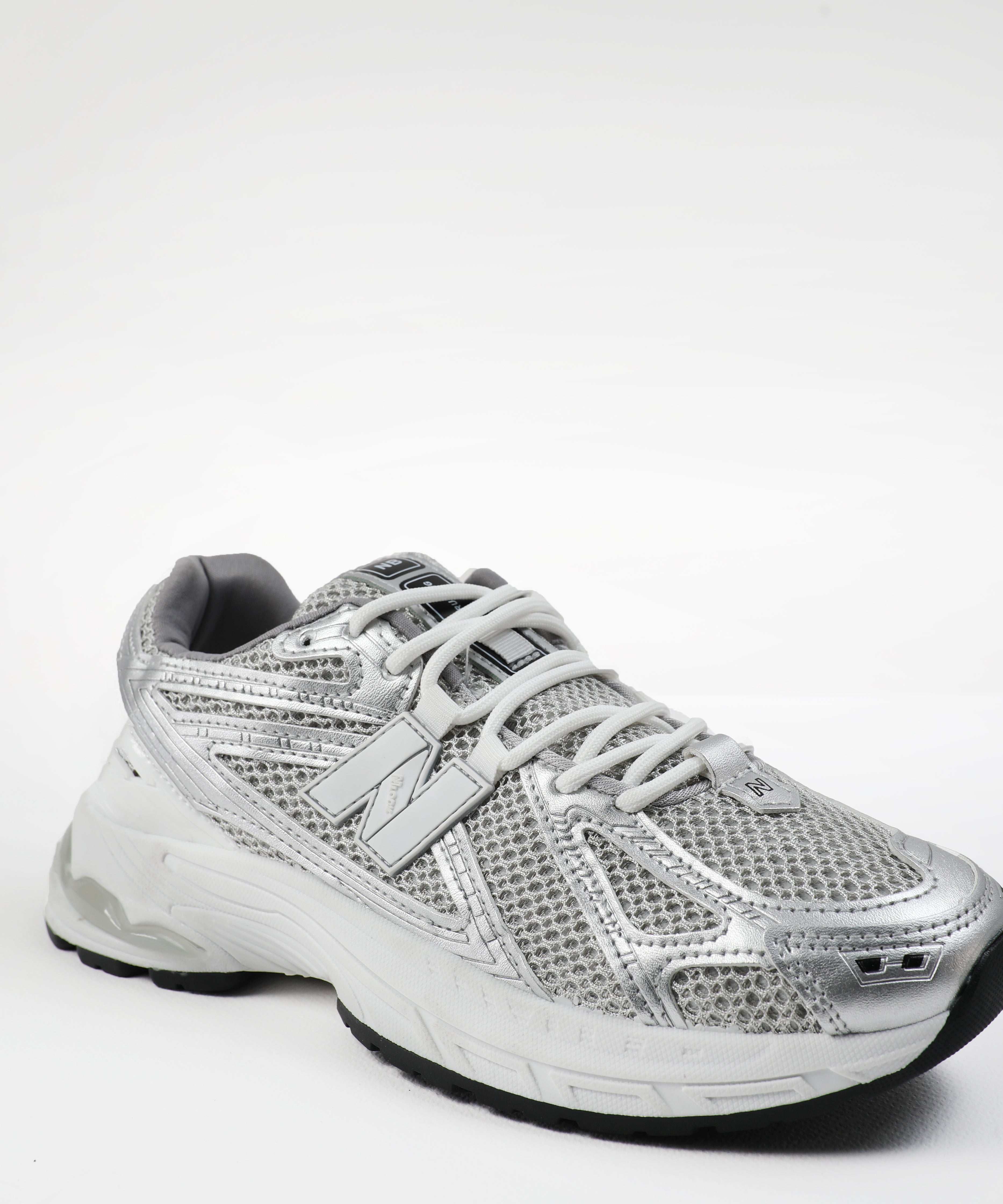 SHOES - MEN - CASUAL