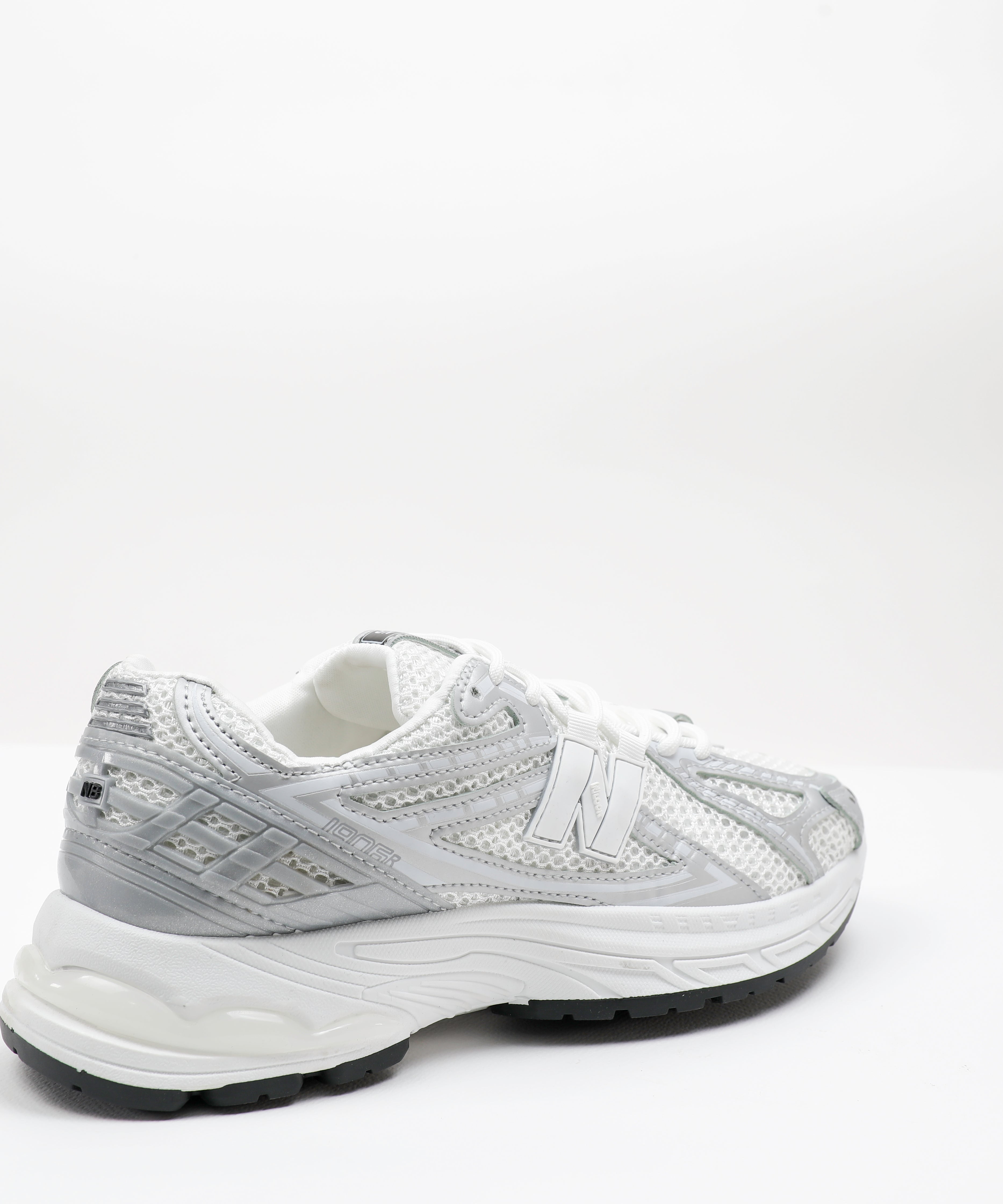 SHOES - MEN - CASUAL