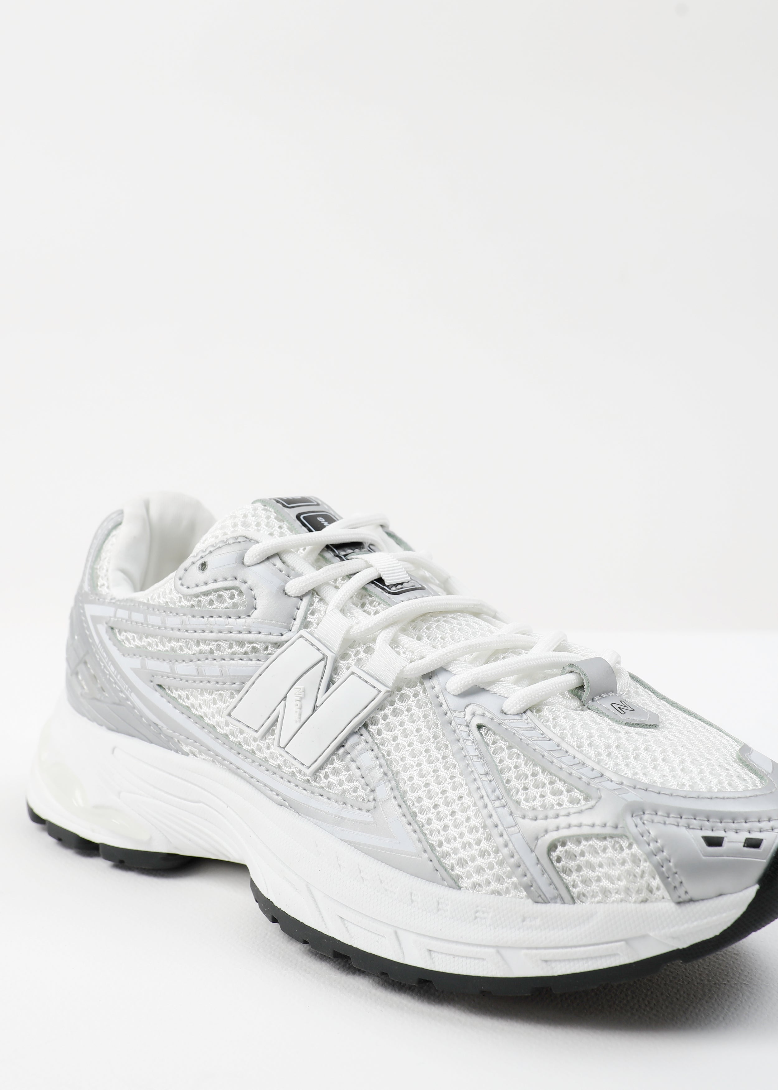 SHOES - MEN - CASUAL