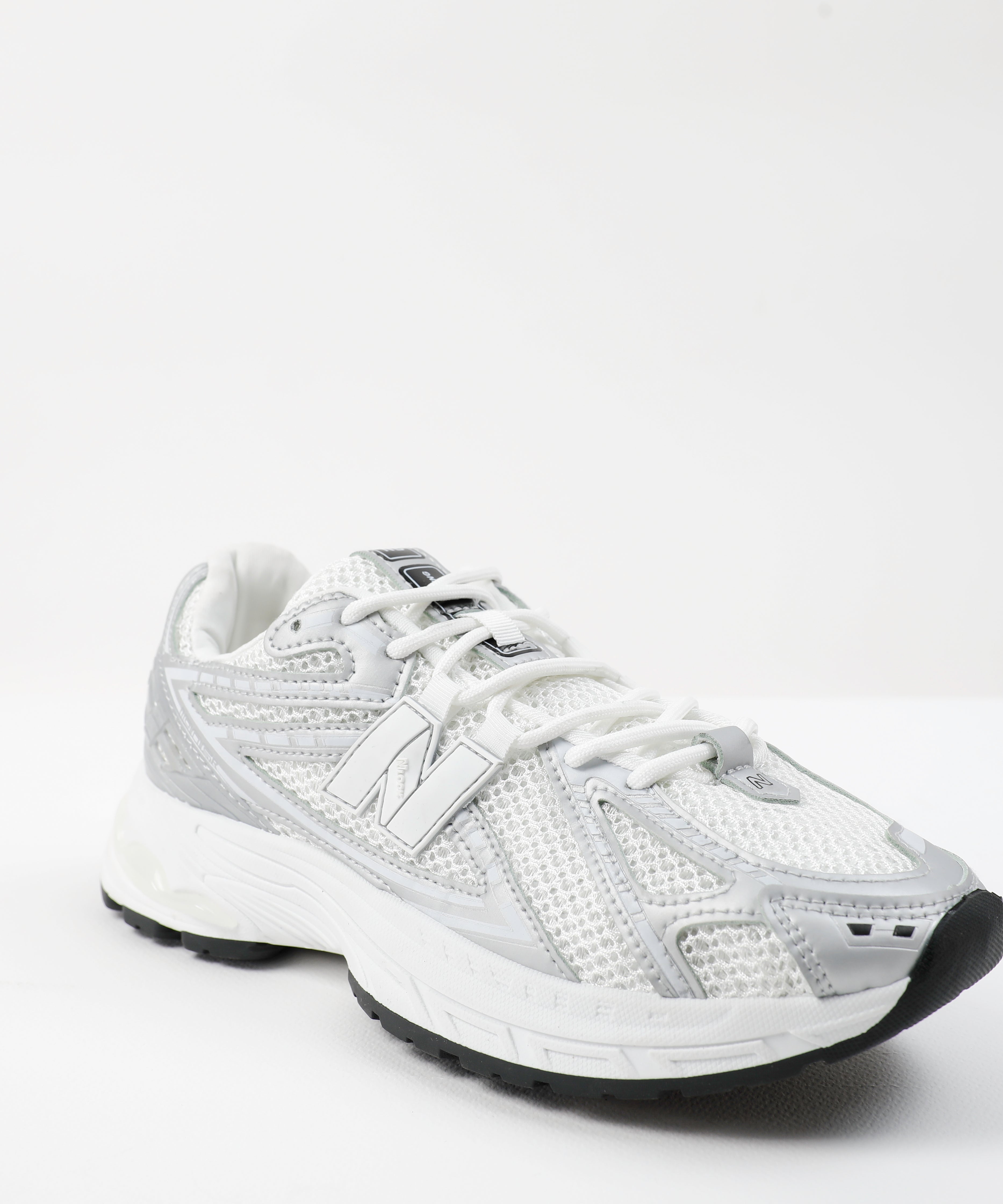 SHOES - MEN - CASUAL