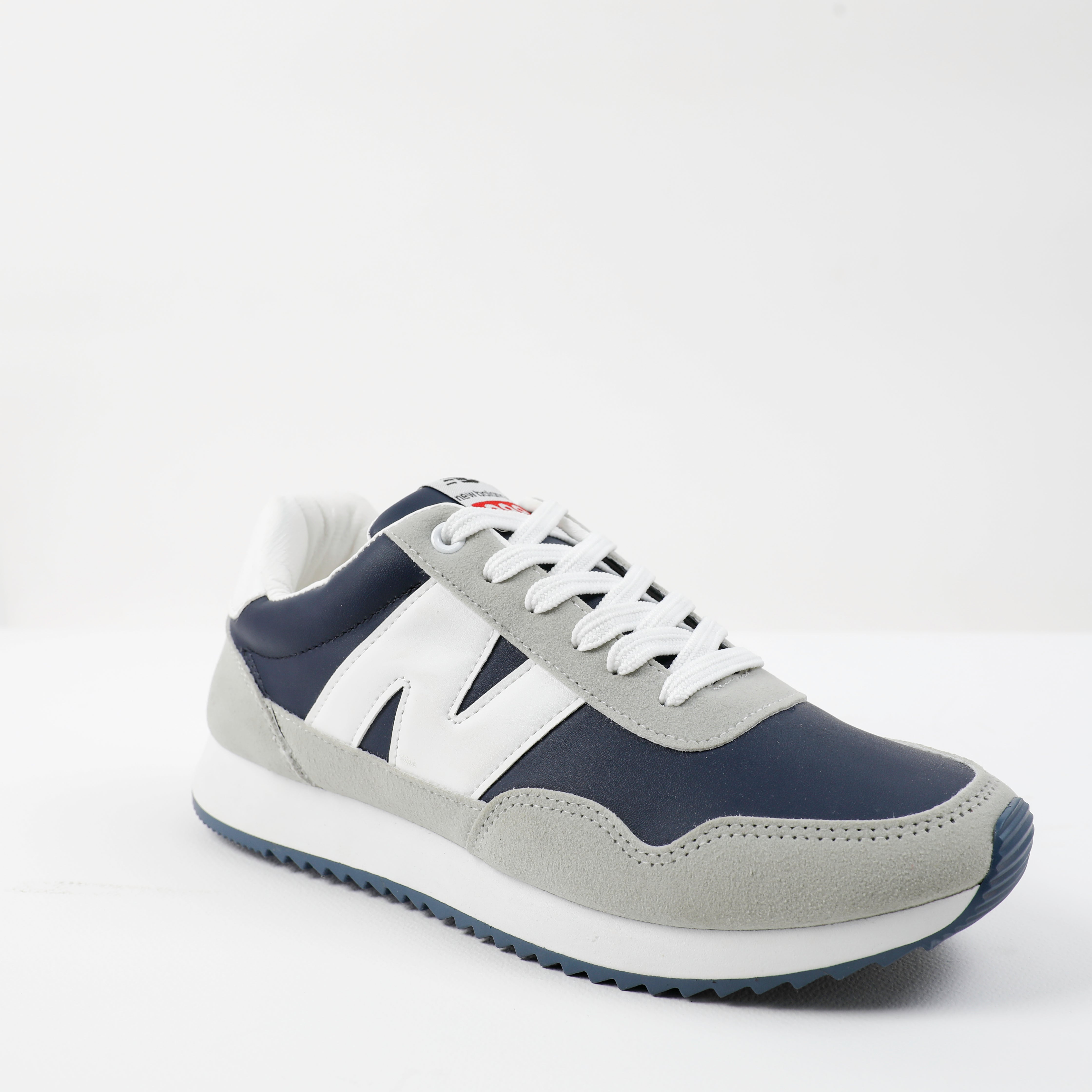 SHOES - MEN - CASUAL