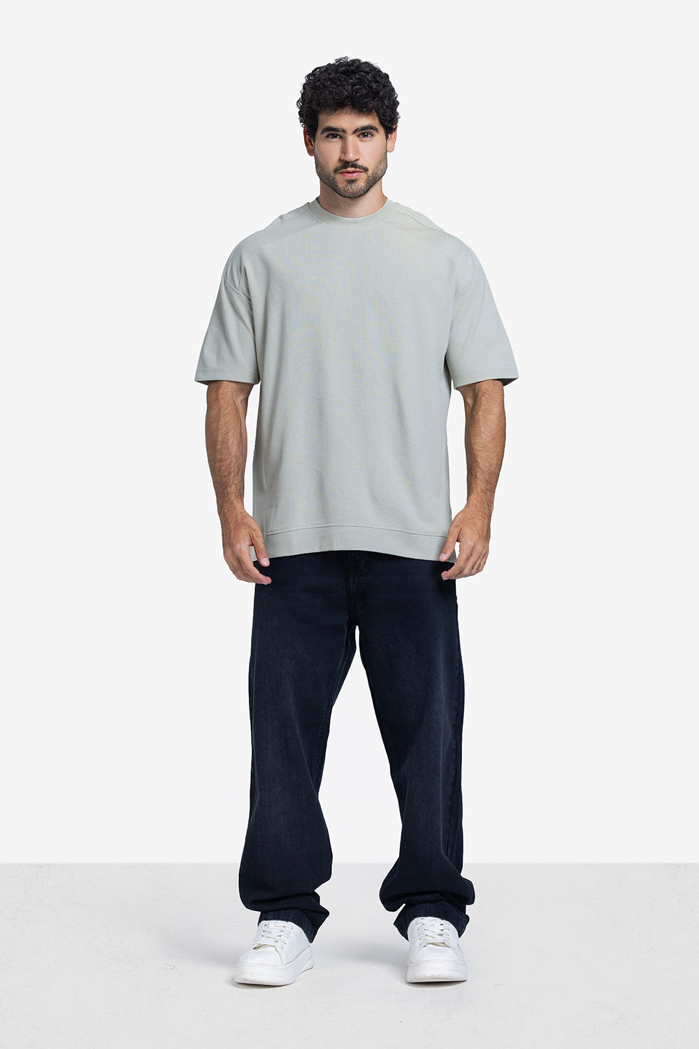 T-shirt - Men - Plain