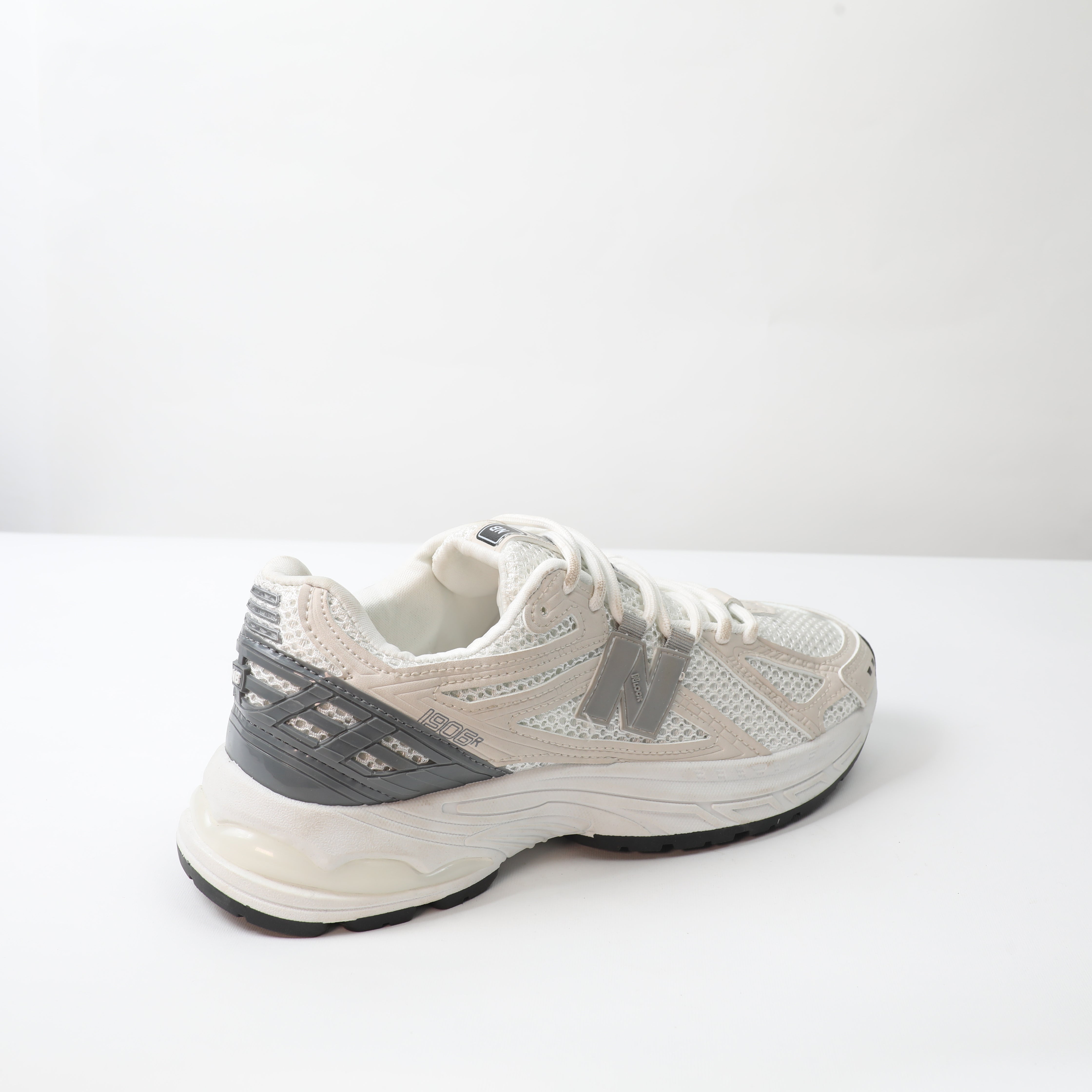 حذاء - رجال - رياضي , أبيض